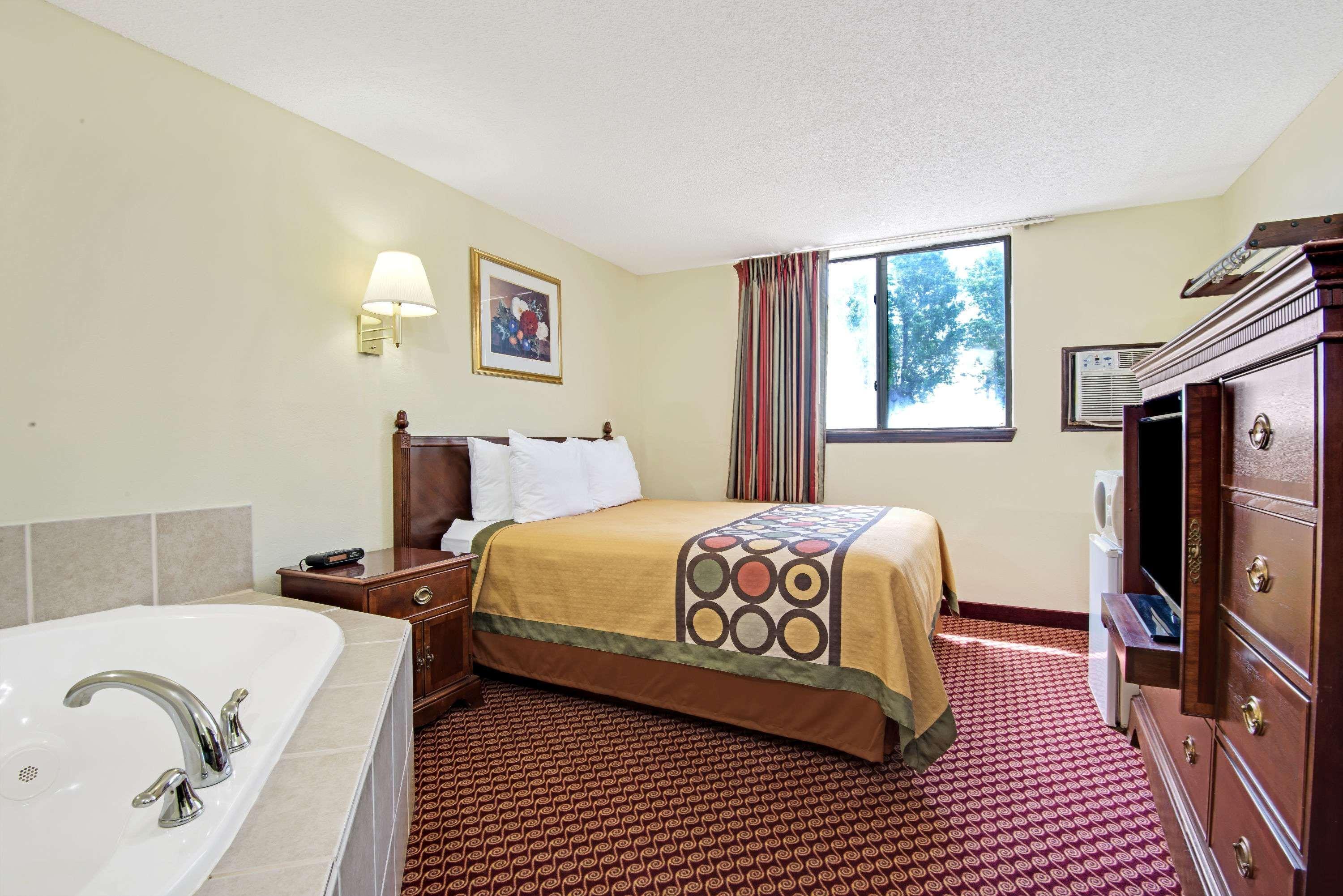 Baymont Inn & Suites By Wyndham Liberty Eksteriør bilde