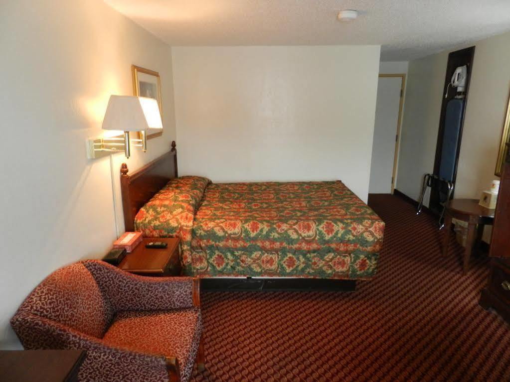 Baymont Inn & Suites By Wyndham Liberty Eksteriør bilde